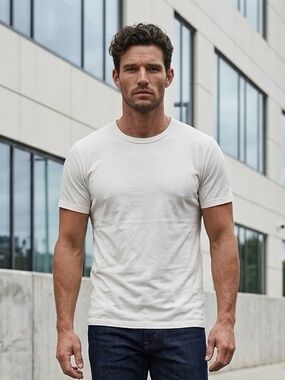Old Navy Men's White Crewneck Short Sleeve Tee Bundle (2 tees)-Size L